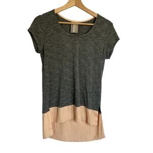 Anthropologie Dolan left coast collection gray blush short sleeved shirt women S